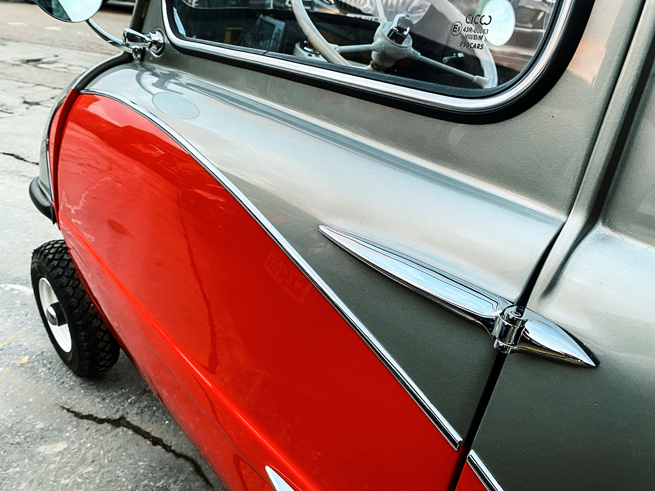 Eddie the beat Hall Christmas Tree delivery service Peel P50