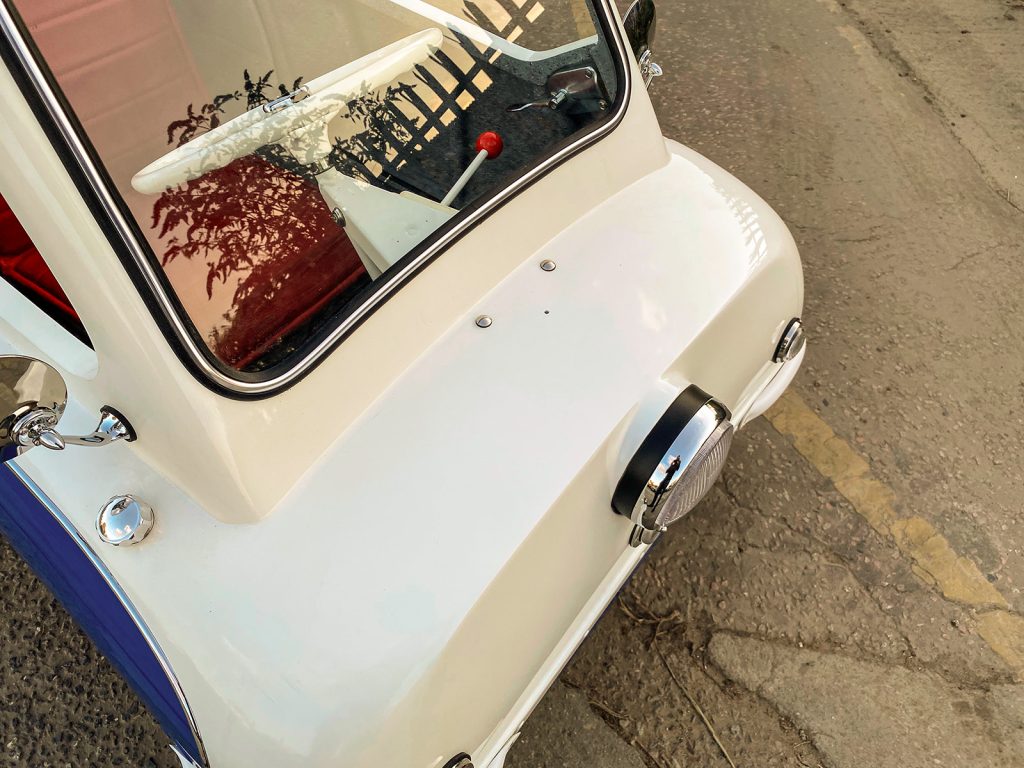 Peel P50 Cabrio Cabriolet White Blue