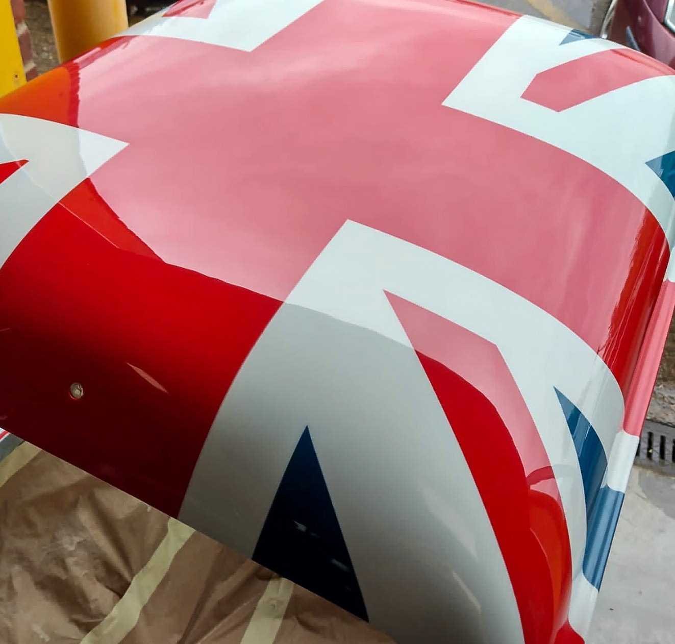 Peel P50 Union Jack Paint Roof 01