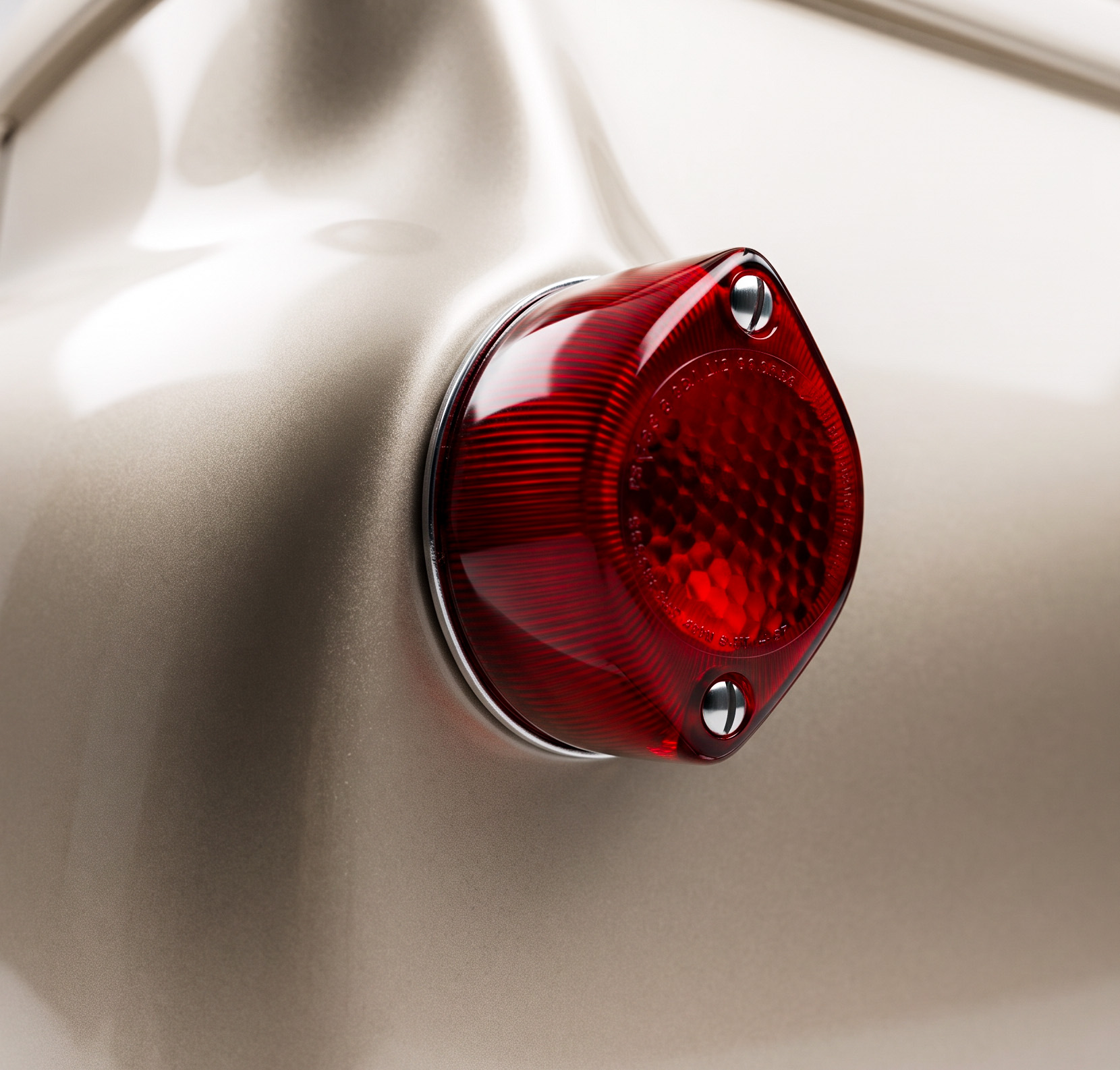 Peel P50 Jolly Rear Lamp Champagne Pearl